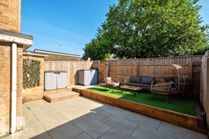 Photo 16- click for photo gallery